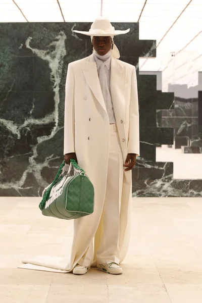Look 31